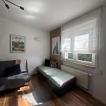 Near Center I Parking